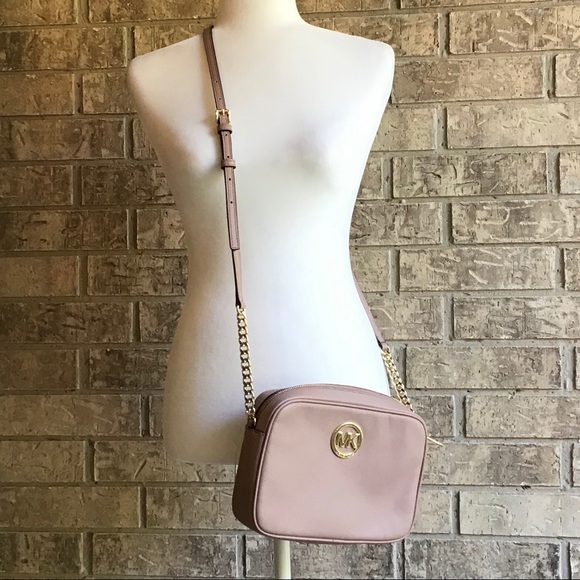 Michael Kors Handbags - Michael Kors Fulton Leather Crossbody Bag Purse